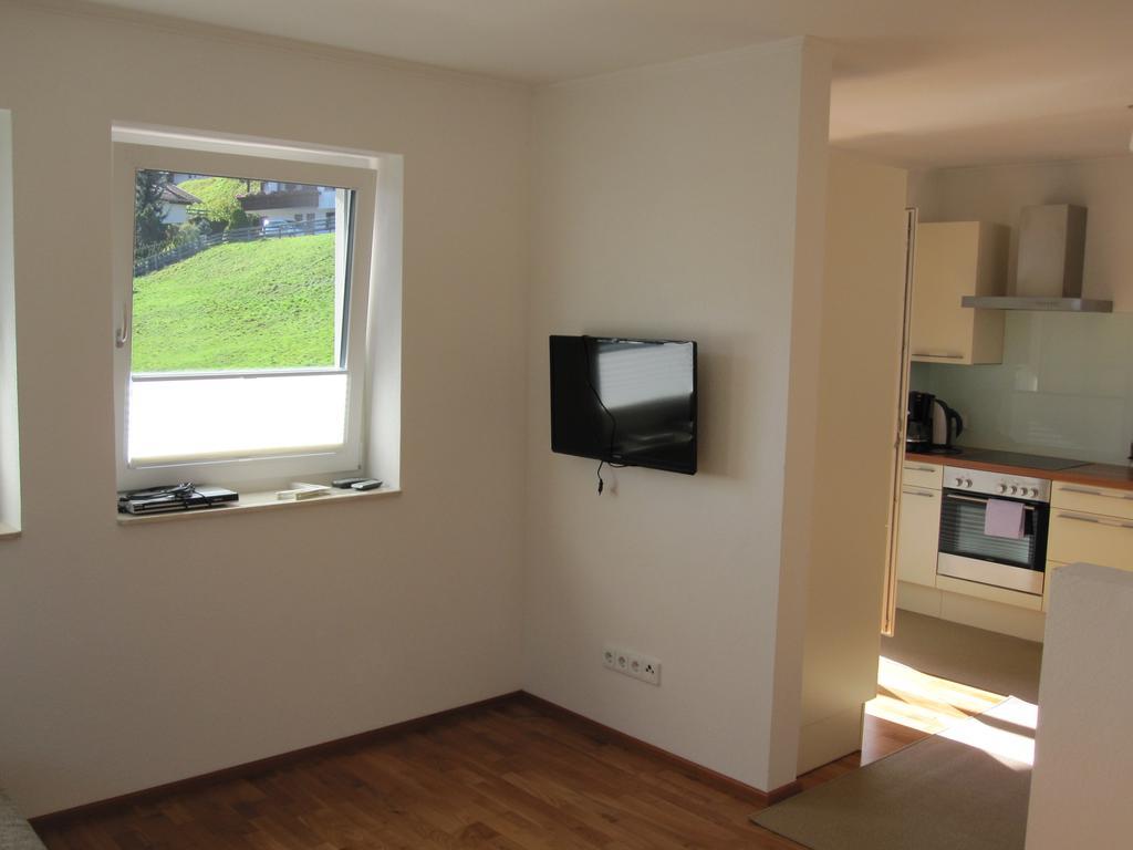 Ferienwohnung Bergpanorama 플메스 객실 사진